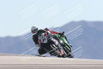 media/Oct-30-2025-Racers Edge (Thu) [[dabbdaf680]]/3-B Group/Session 4 Turn 9/